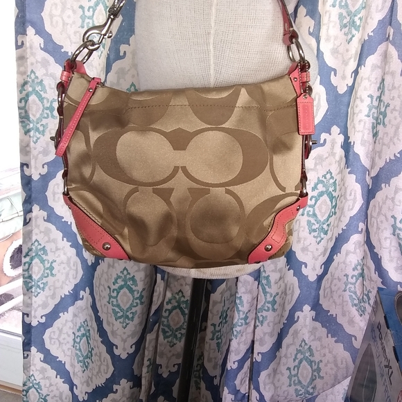 Coach Handbags - Vtg Coach Shoulder Bag, tan and pink GUC